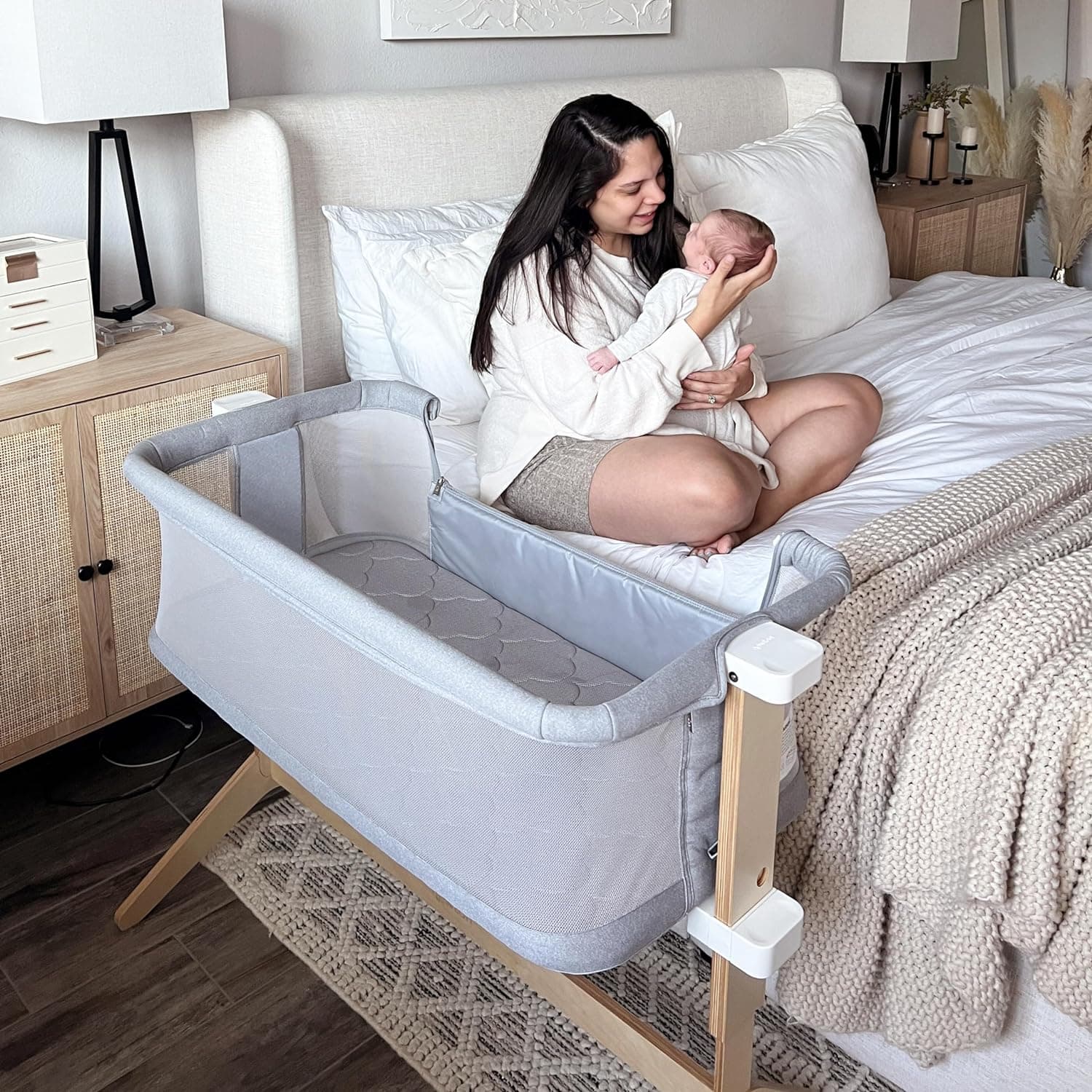 Bassinet & Bedside Sleeper